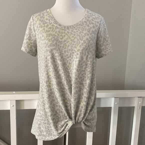 Nine Britton Gray Leopard Print Side Tie Top Size XS - Picture 1 of 6